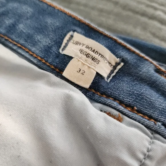 Madewell Curvy Roadtripper Jean SIZE 32 - Picture 4 of 5